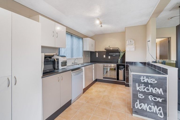 Photo of property in 1/54 Amyes Road, Hornby, Christchurch, 8042