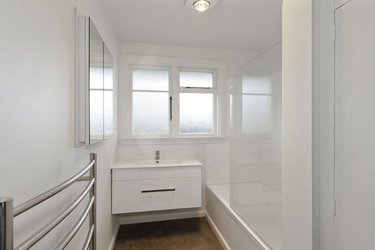 Photo of property in 145 Langdons Road, Northcote, Christchurch, 8052