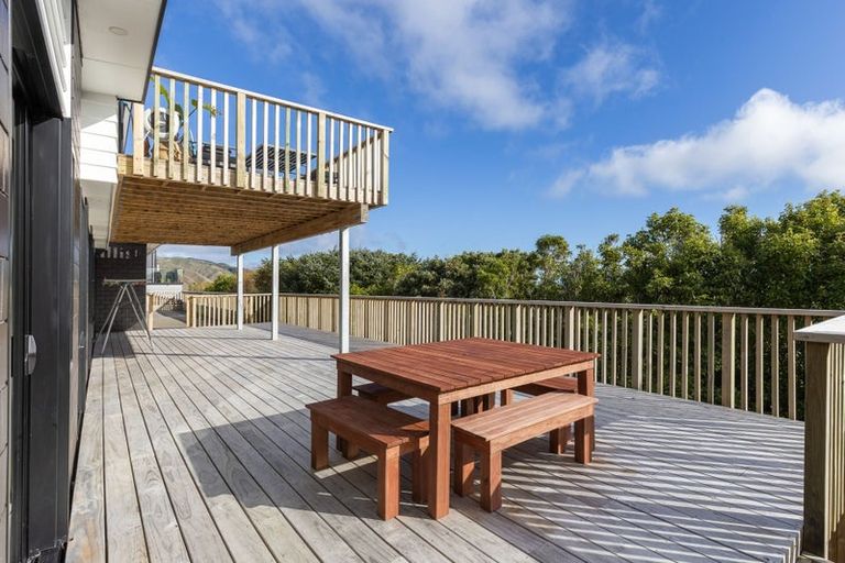 Photo of property in 94 Kotare Street, Waikanae, 5036