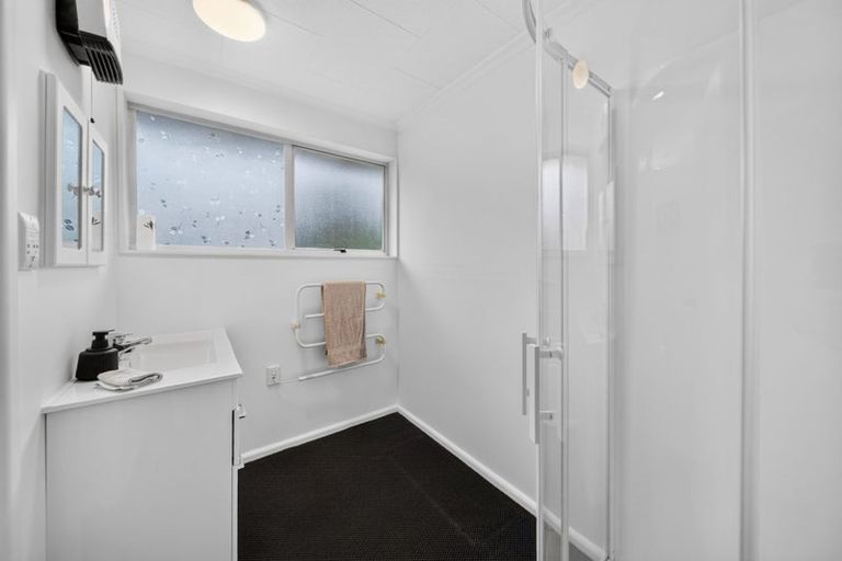 Photo of property in 30 Bayswater Crescent, Bromley, Christchurch, 8062