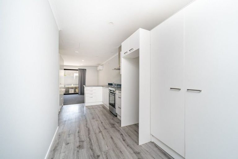 Photo of property in 8b Sinclair Avenue, Highbury, Palmerston North, 4412