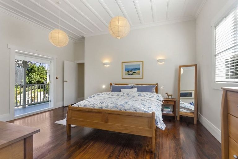 Photo of property in 12b Kawerau Avenue, Devonport, Auckland, 0624