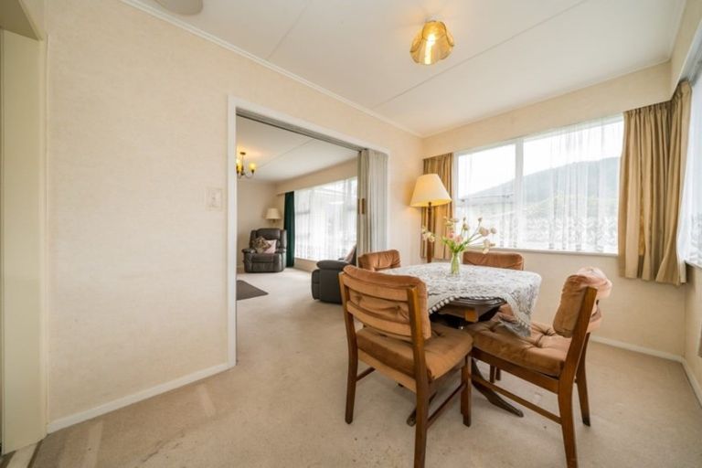 Photo of property in 21 Mcleod Street, Elderslea, Upper Hutt, 5018