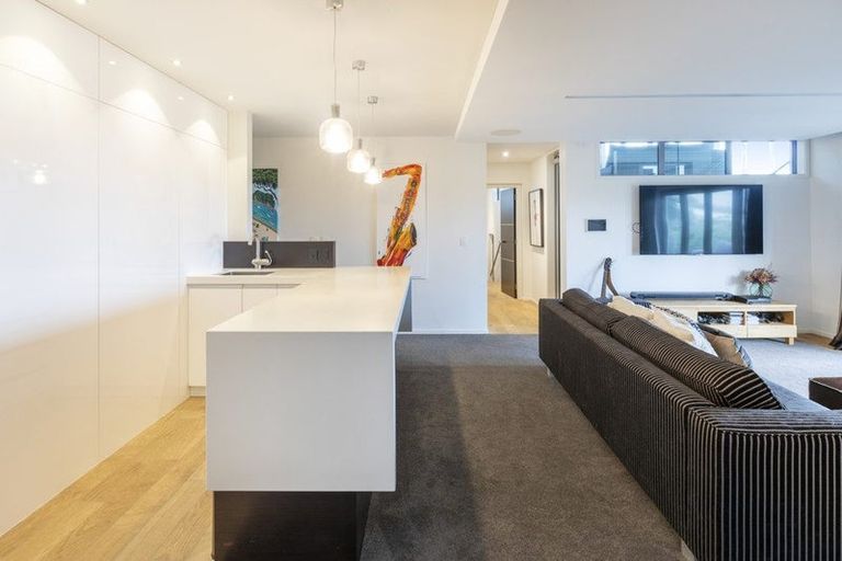 Photo of property in 101 Glenstrae Road, Redcliffs, Christchurch, 8081