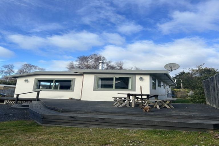 Photo of property in 21 Bay Road, Warrington, Waikouaiti, 9471