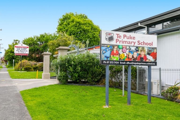 Photo of property in 117 Cameron Road, Te Puke, 3119