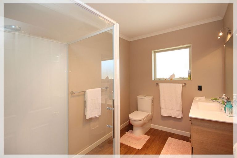 Photo of property in 8 Teppett Place, Foxton Beach, Foxton, 4815