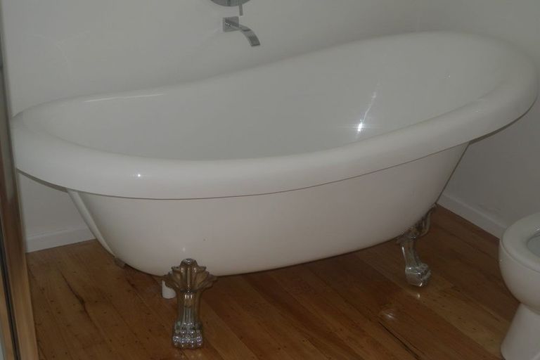 Photo of property in 19 Willow Avenue, Birkenhead, Auckland, 0626