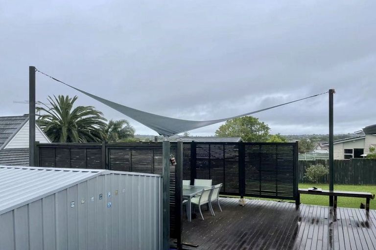 Photo of property in 101 Glenmore Road, Sunnyhills, Auckland, 2010