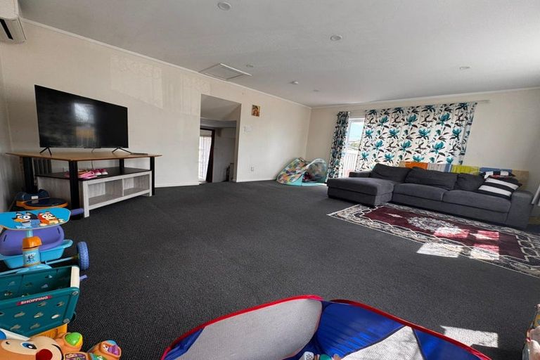 Photo of property in 1/26 Plunket Avenue, Papatoetoe, Auckland, 2104