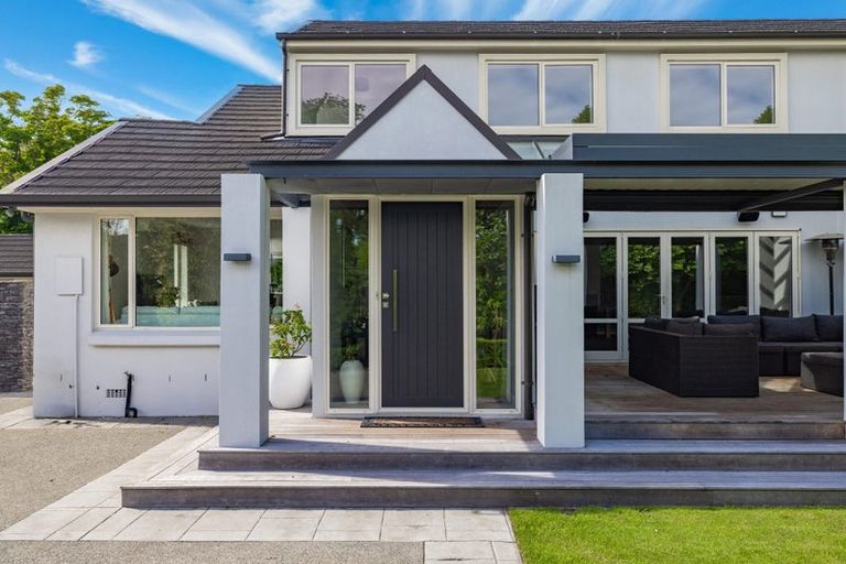 Photo of property in 48 Glandovey Road, Fendalton, Christchurch, 8052