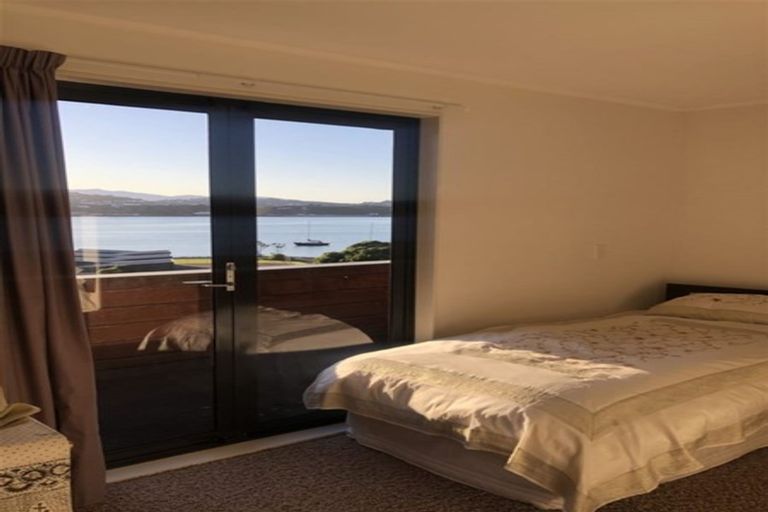 Photo of property in 1/382 Evans Bay Parade, Hataitai, Wellington, 6021