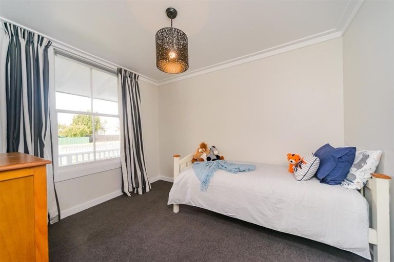 Photo of property in 41 Hammond Street, Bulls, 4818