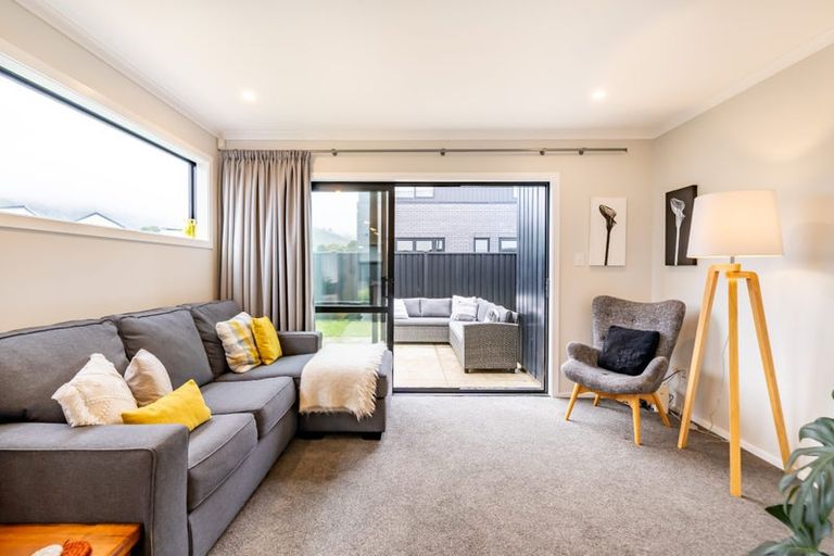 Photo of property in 48 Mawai Hakona Drive, Wallaceville, Upper Hutt, 5018