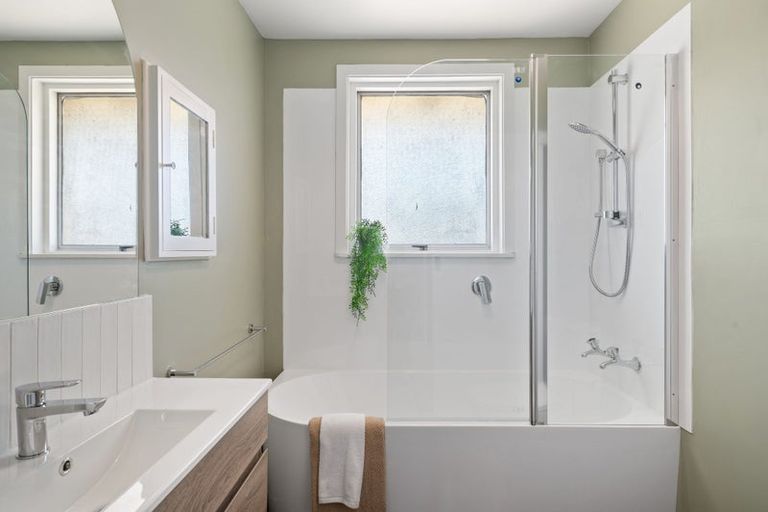 Photo of property in 2/267 Woodham Road, Linwood, Christchurch, 8062