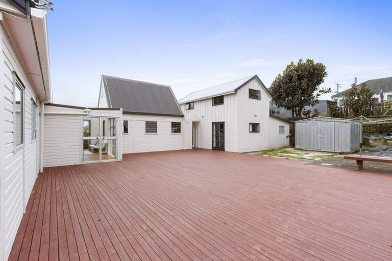 Photo of property in 25 Bremner Avenue, Mount Roskill, Auckland, 1041