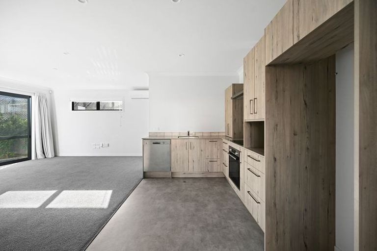 Photo of property in 1/3 Dowding Street, Melville, Hamilton, 3206