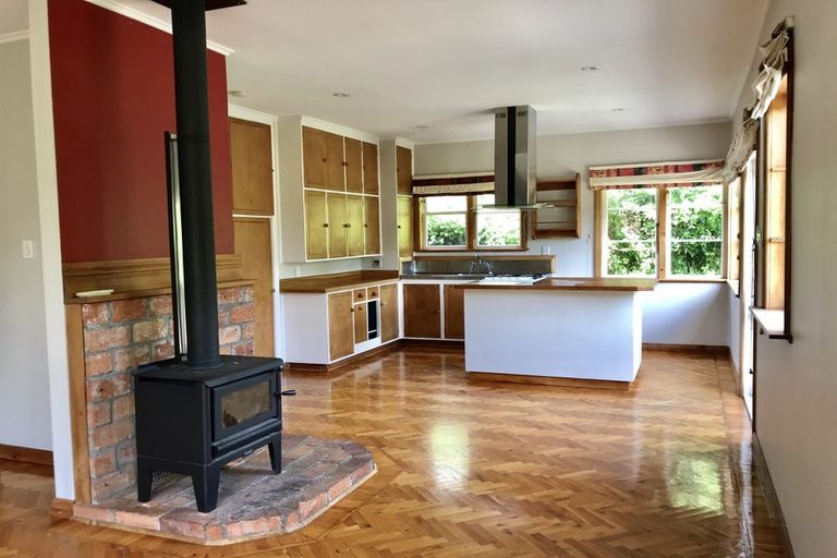 Photo of property in 20 Fraser Avenue, Johnsonville, Wellington, 6037