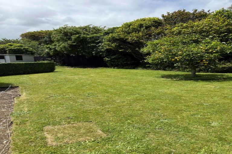 Photo of property in 7 Wakefield Grove, Waikanae, 5036