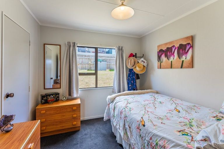 Photo of property in 17a Moana Street, Otaki Beach, Otaki, 5512