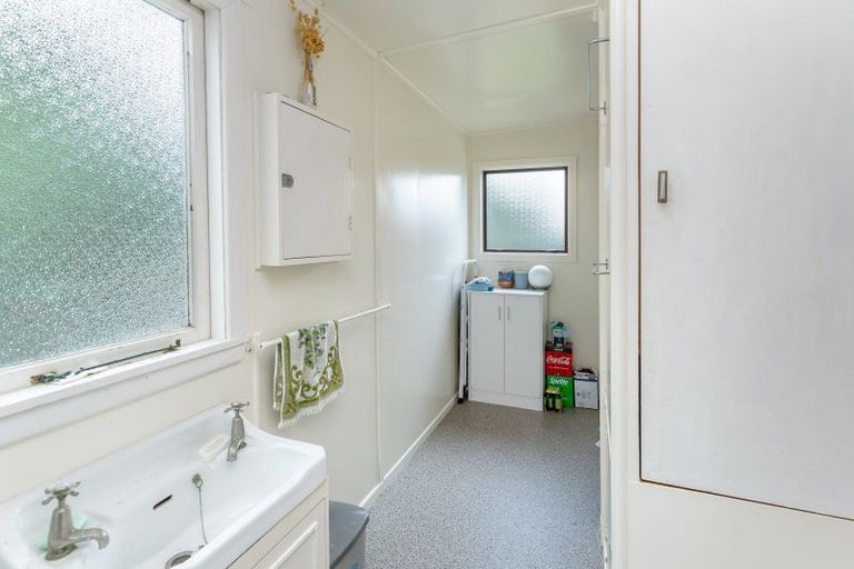 Photo of property in 275 Mataikona Road, Mataikona, Tinui, 5889