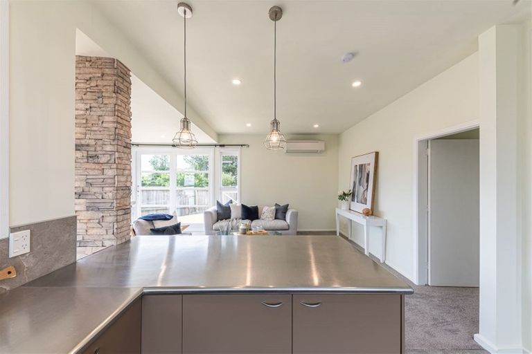 Photo of property in 171 Breezes Road, Aranui, Christchurch, 8061