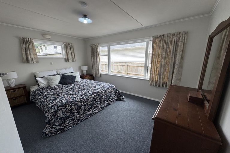 Photo of property in 43 Totara Street, Wainuiomata, Lower Hutt, 5014