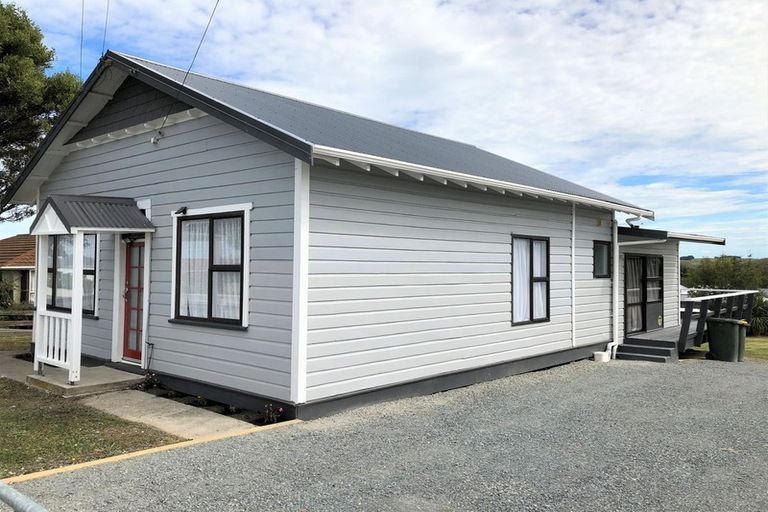 Photo of property in 39 Cromer Street, Balclutha, 9230