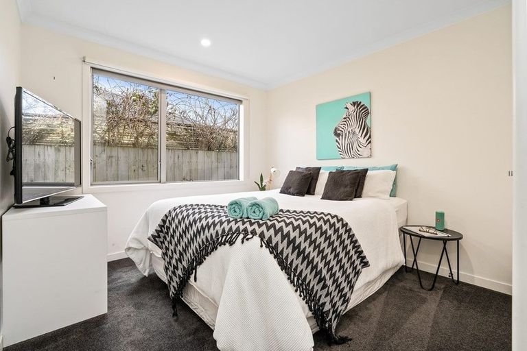 Photo of property in 111a Carlyle Street, Leamington, Cambridge, 3432