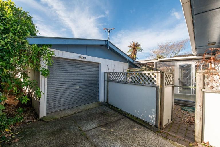 Photo of property in 14 Darroch Street, Fairy Springs, Rotorua, 3015