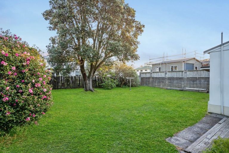 Photo of property in 54 Motiti Road, Papamoa Beach, Papamoa, 3118