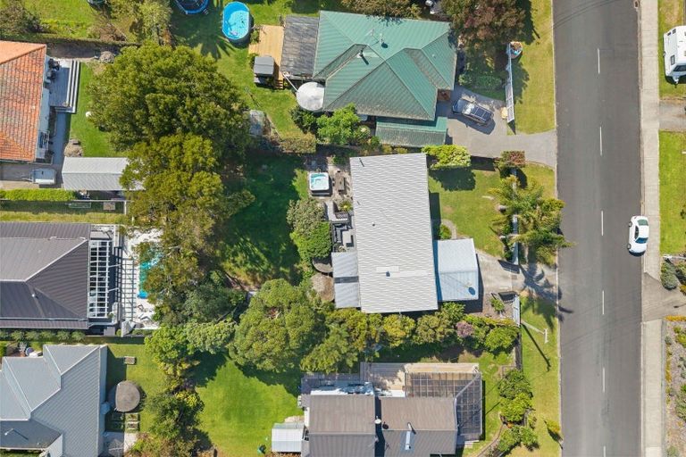 Photo of property in 20 Great North Road, Riverhead, 0820