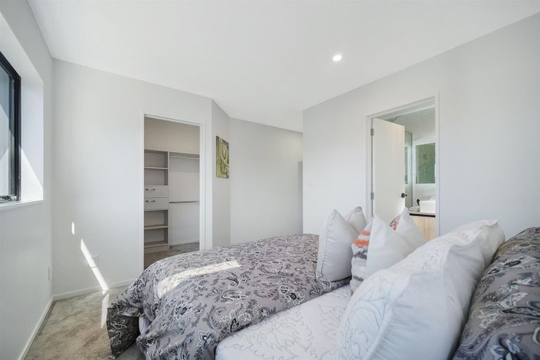 Photo of property in 175 Grove Road, Papakura, 2110
