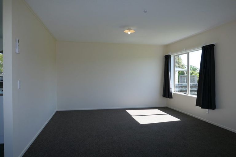 Photo of property in 34 Rosewood Place, Paraparaumu, 5032