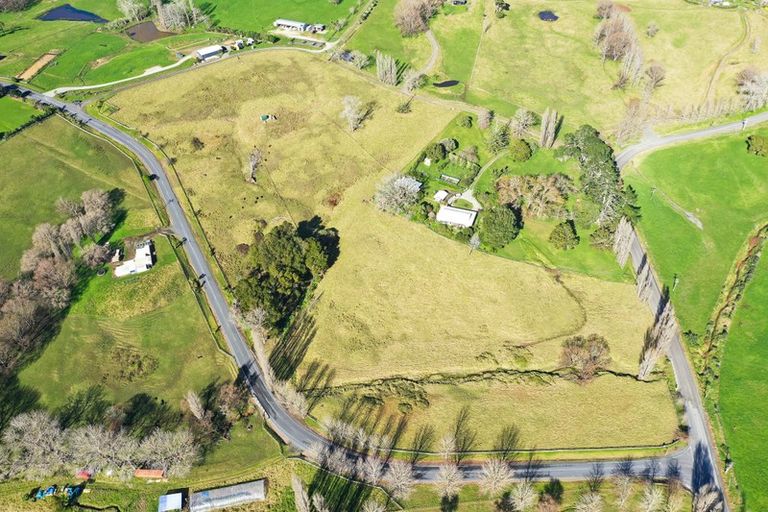 Photo of property in 42 Jumna Road, Maungaturoto, 0587