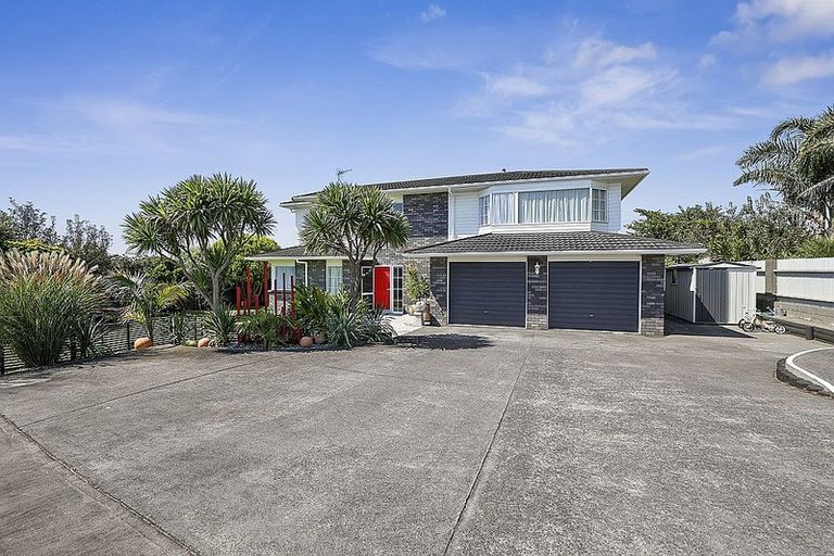 Photo of property in 24 Culzean Grove, Bell Block, New Plymouth, 4312