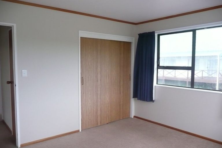 Photo of property in 109 Mark Avenue, Grenada Village, Wellington, 6037