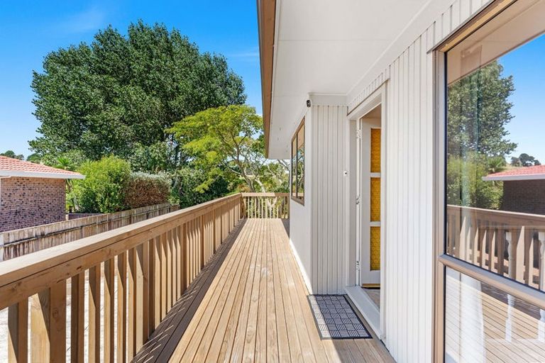 Photo of property in 26 Imogene Way, Half Moon Bay, Auckland, 2012