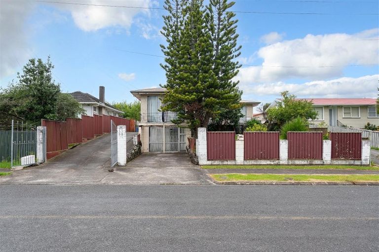 Photo of property in 38 Awatere Street, Clover Park, Auckland, 2023