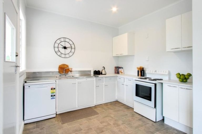 Photo of property in 415 Gascoigne Street, Raureka, Hastings, 4120