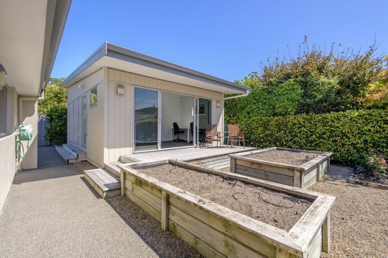 Photo of property in 19 Beach Road, Otumoetai, Tauranga, 3110