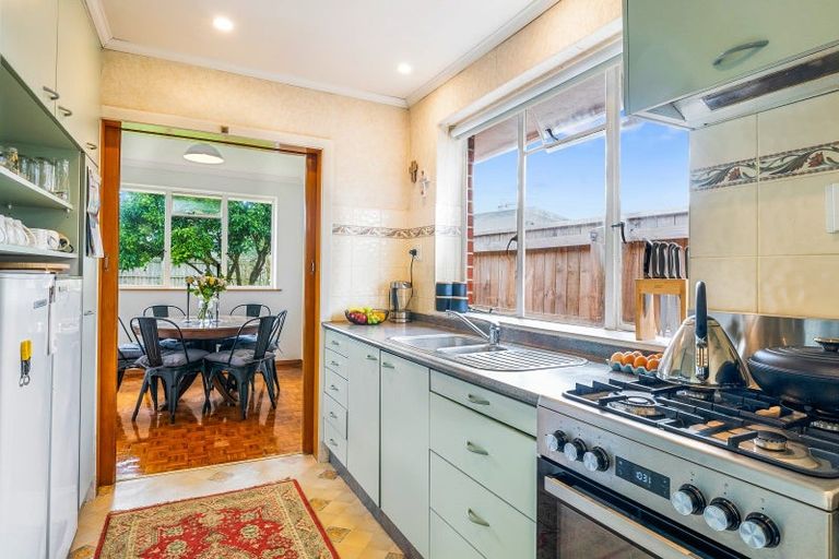 Photo of property in 166 Mcleod Street, Elderslea, Upper Hutt, 5018