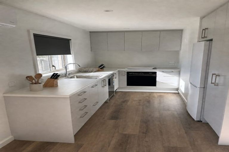 Photo of property in 48 Cranbrook Avenue, Burnside, Christchurch, 8053