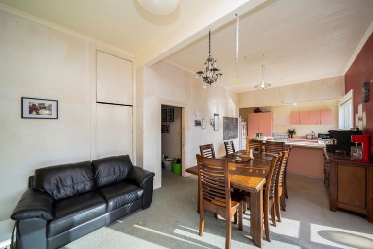 Photo of property in 12 Puriri Street, Hawera, 4610