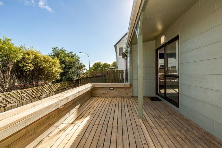 Photo of property in 5 Bobstay Lane, Whitby, Porirua, 5024