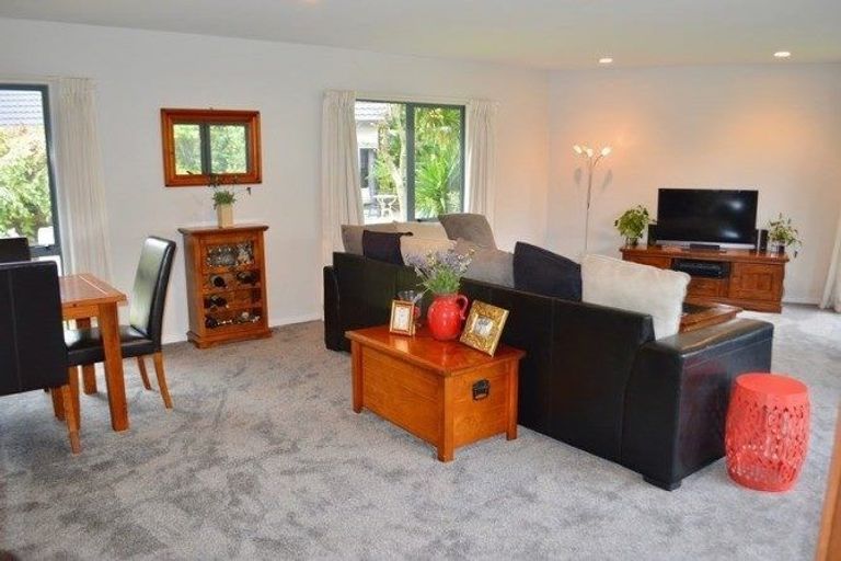 Photo of property in 116 School Road, Te Horo, Otaki, 5582