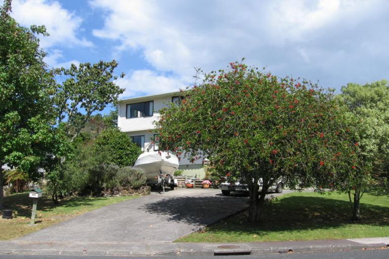 Photo of property in 46 Alexander Avenue, Torbay, Auckland, 0630