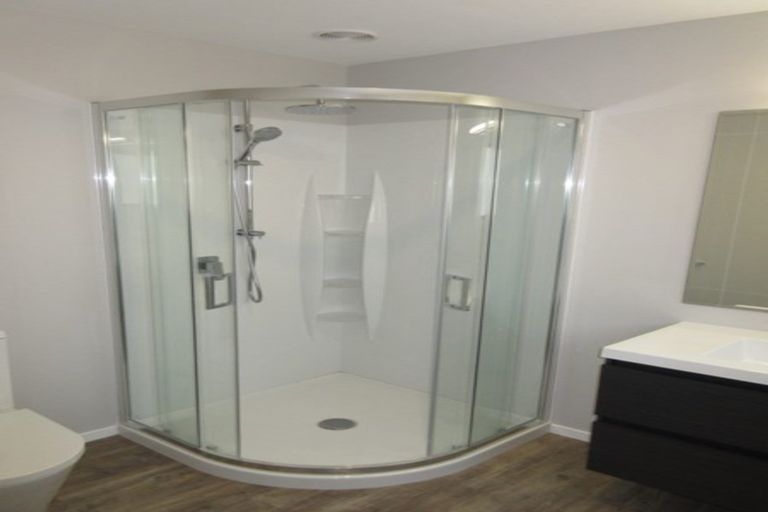 Photo of property in 4 Yorkshire Close, Whitby, Porirua, 5024