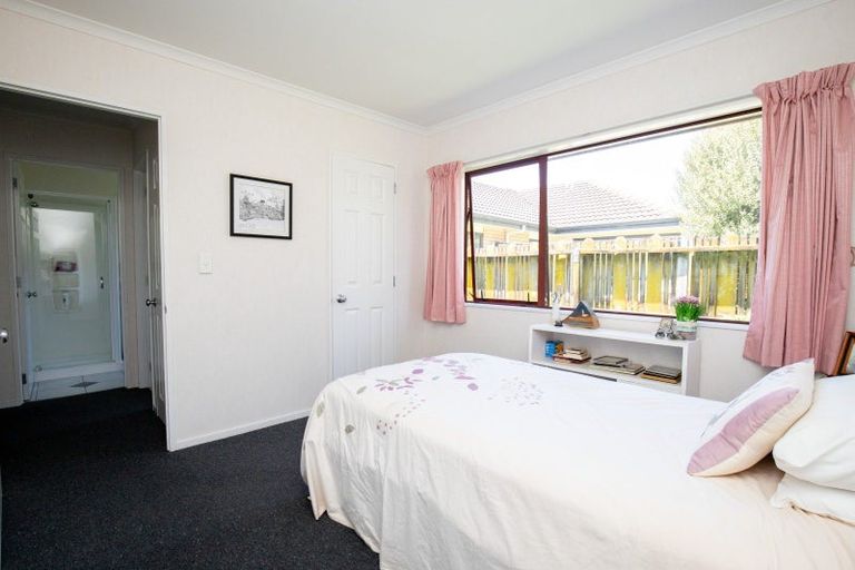 Photo of property in 8 Harris Place, Ngatea, 3503