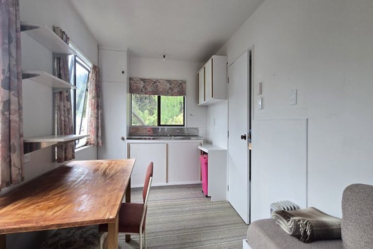 Photo of property in 460 Moetapu Bay Road, Moetapu Bay, Picton, 7282